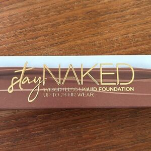 UD Stay Naked Weightless Liquid Foundation 80WO Deep Warm Orange